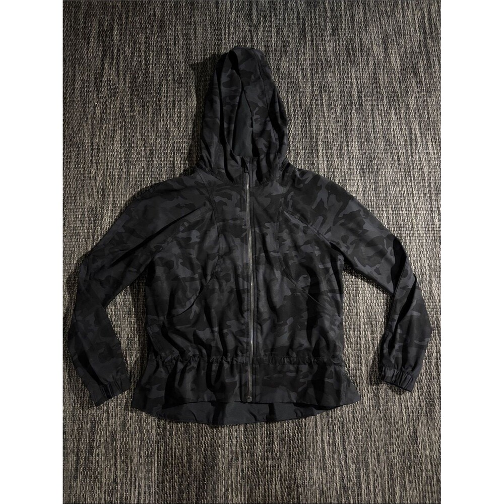 Lululemon Pack It Up Jacket Lightweight Incognito Camo Multi Grey